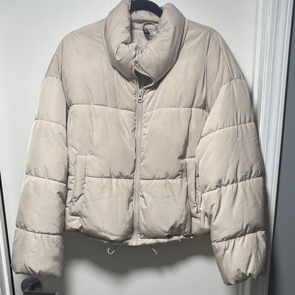 Divided Women's Cream Puffer Jacket size Xl